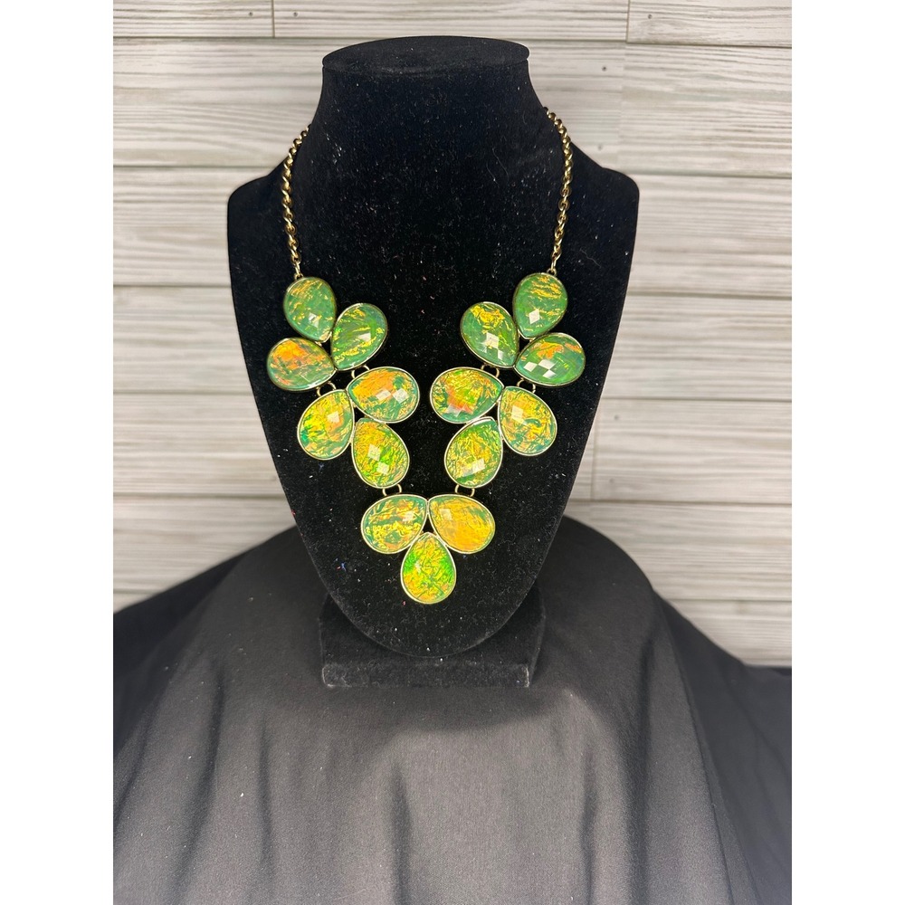 Vintage Statement Bib Necklace Sparkly Green Yellow Excellent Iridescent Foil
